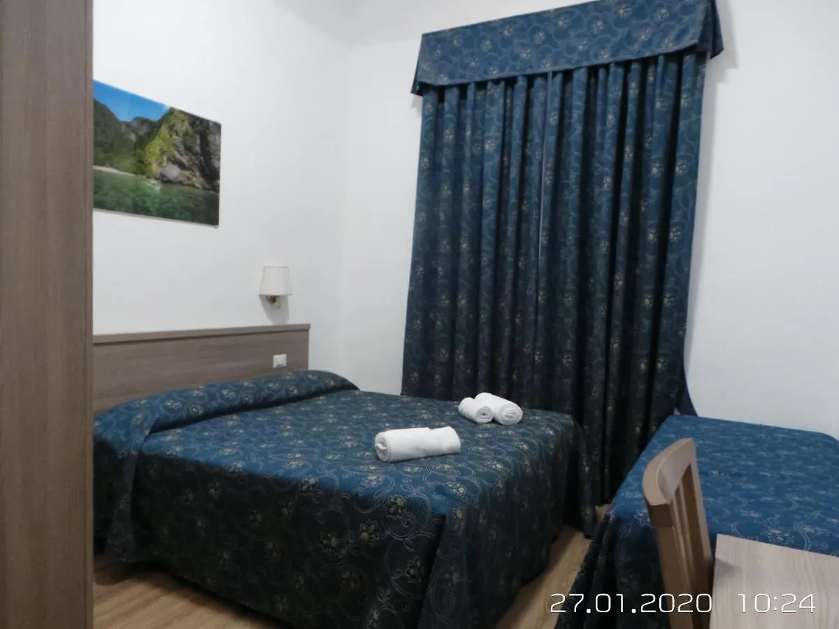 Marziah Inn Rome 3*,